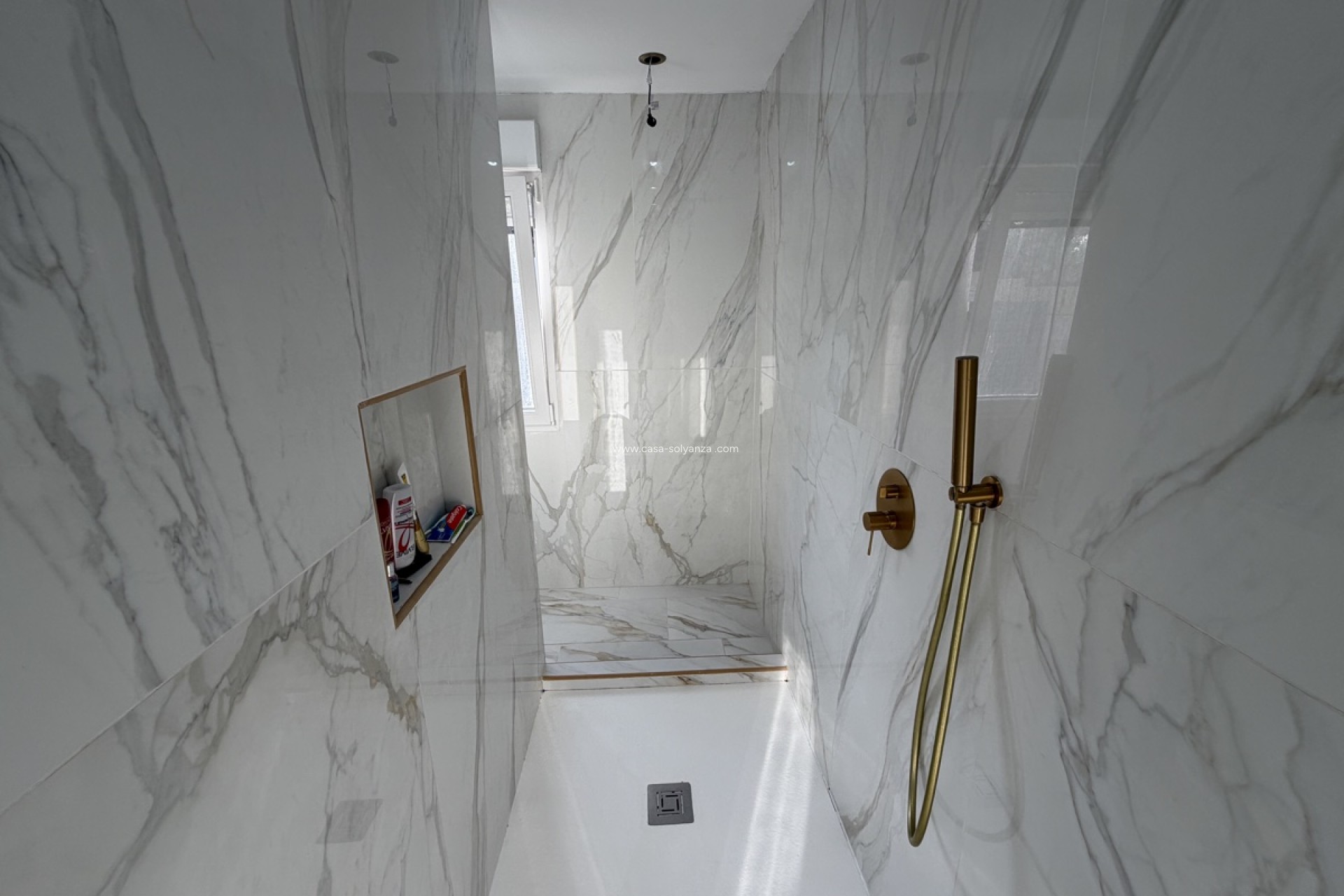 Wiederverkauf - Villa - Villamartin - Villamartín