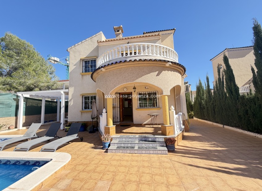 Wiederverkauf - Villa - Villamartin - Villamartín