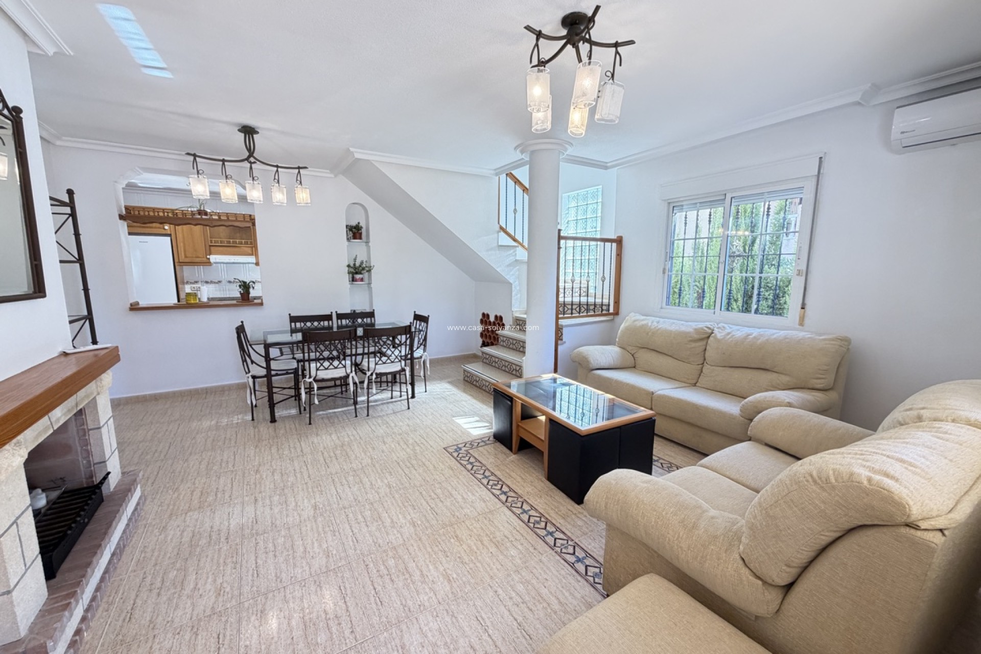 Wiederverkauf - Villa - Villamartin - Villamartín