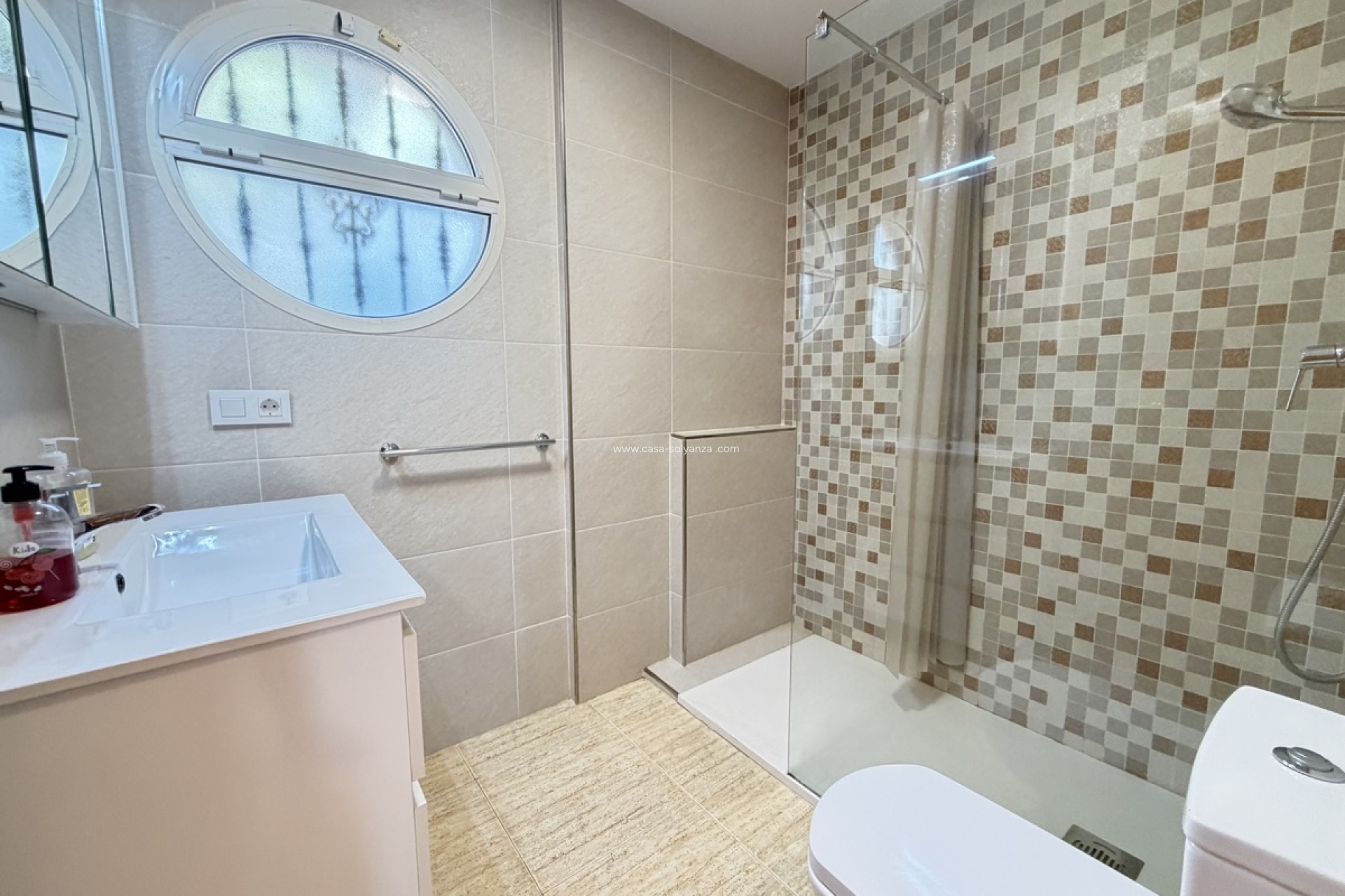 Wiederverkauf - Villa - Villamartin - Villamartín