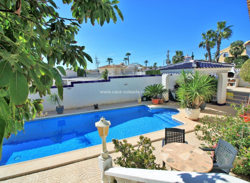 Wiederverkauf - Villa - Villamartin - Villamartín