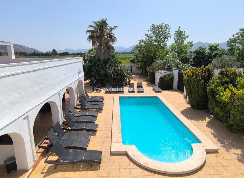 Wiederverkauf - Villa - Villena - Inland