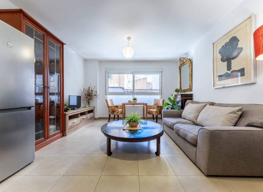 Wiederverkauf - Wohnung - Alicante - Carolinas Bajas