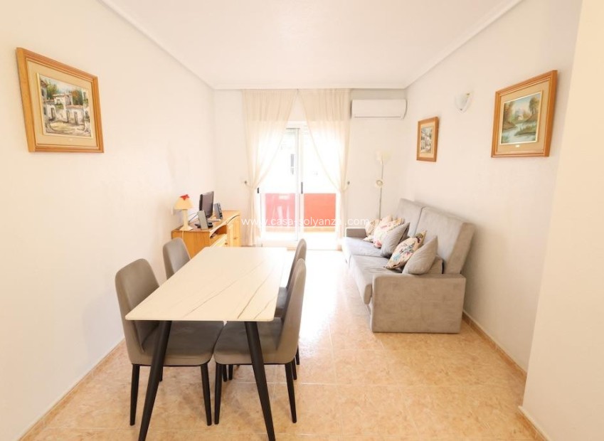 Wiederverkauf - Wohnung - Alicante City - Parque de las Naciones