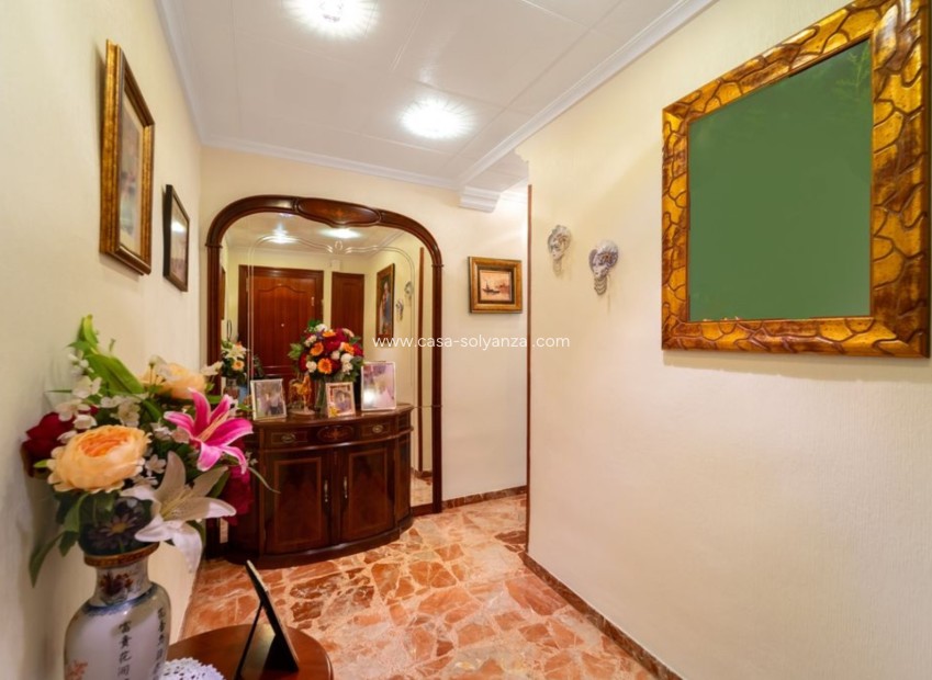 Wiederverkauf - Wohnung - Alicante