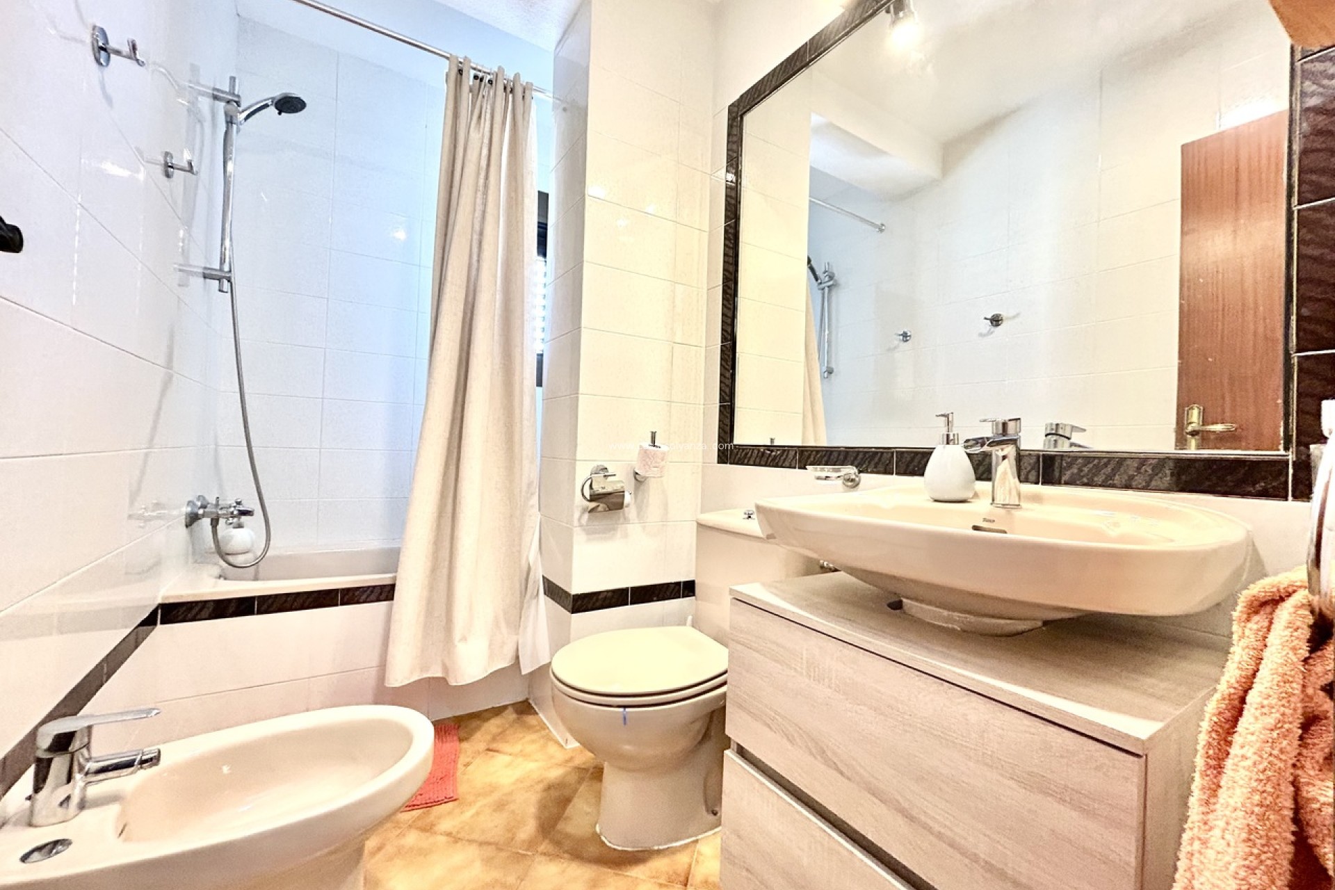 Wiederverkauf - Wohnung - Cabo Roig - Costa Blanca