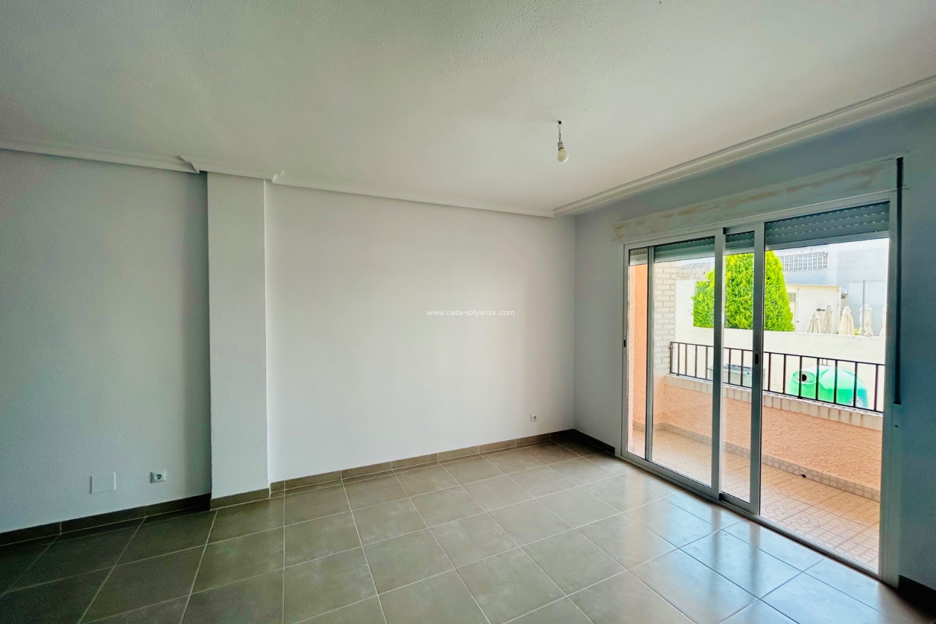 Wiederverkauf - Wohnung - Daya Nueva