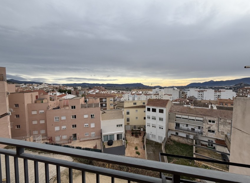 Wiederverkauf - Wohnung - Onil - Costa Blanca