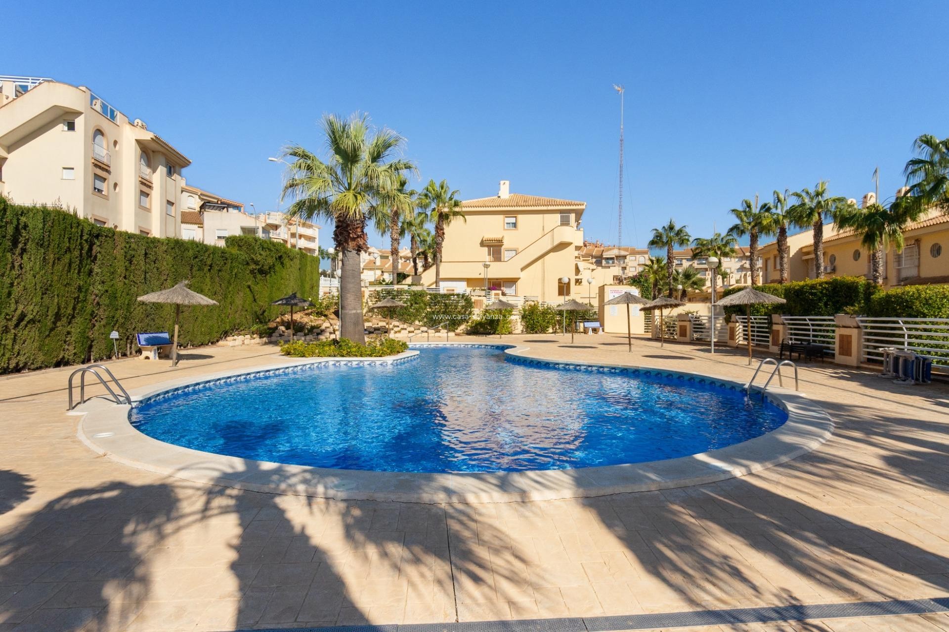 Wiederverkauf - Wohnung - Orihuela Costa - Campoamor