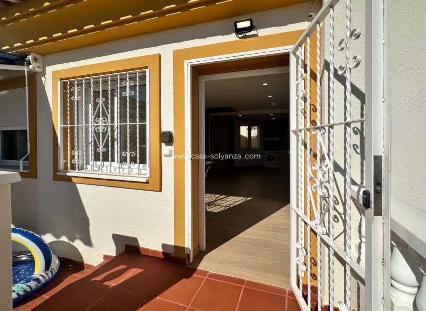 Wiederverkauf - Wohnung - Orihuela Costa - Costa Blanca