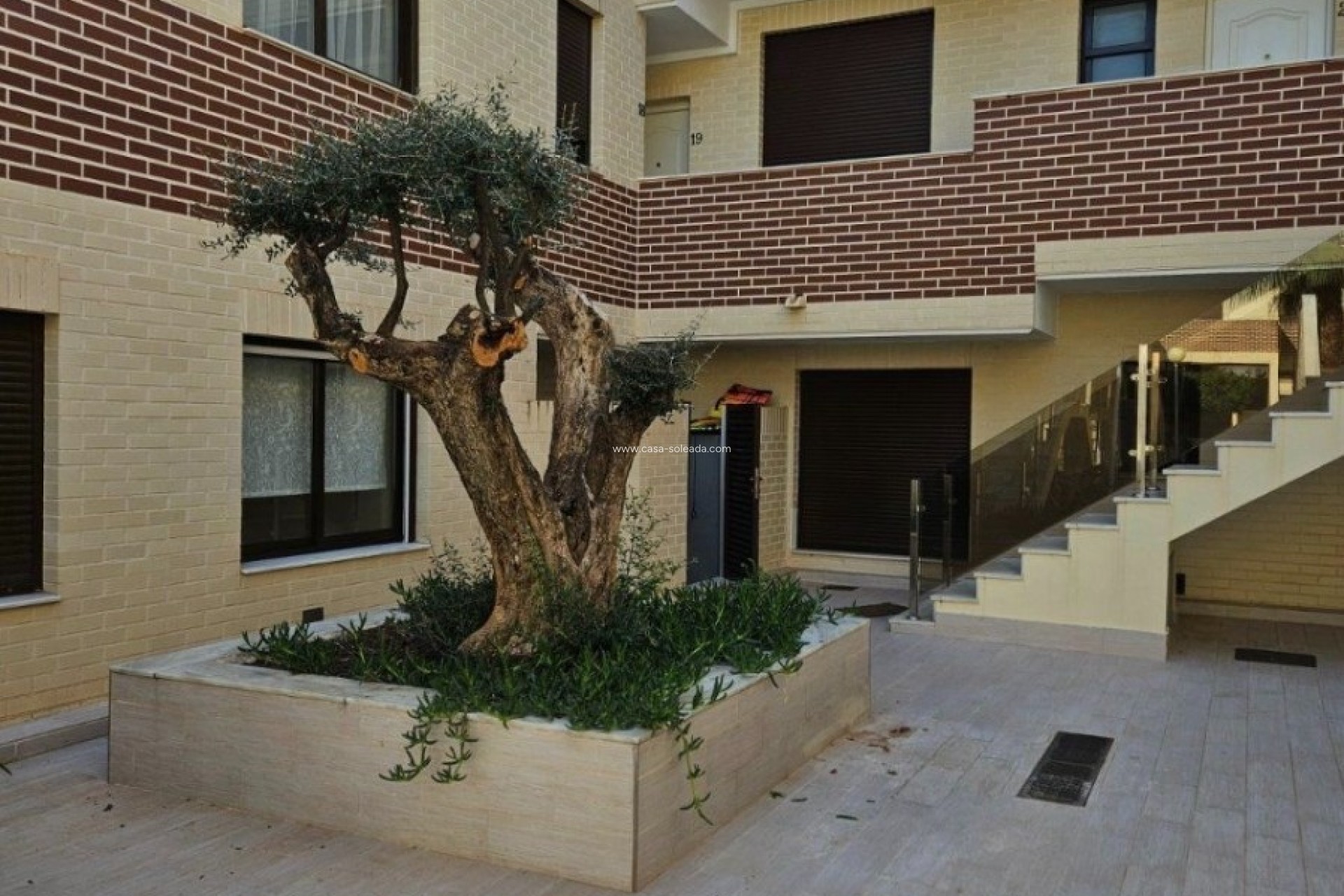 Wiederverkauf - Wohnung - Orihuela Costa - Costa Blanca