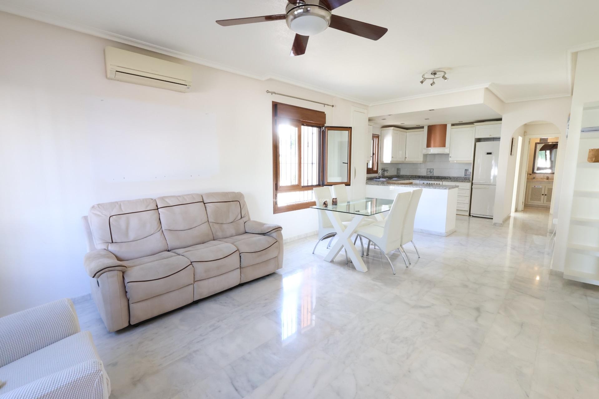 Wiederverkauf - Wohnung - Orihuela Costa - Costa Blanca