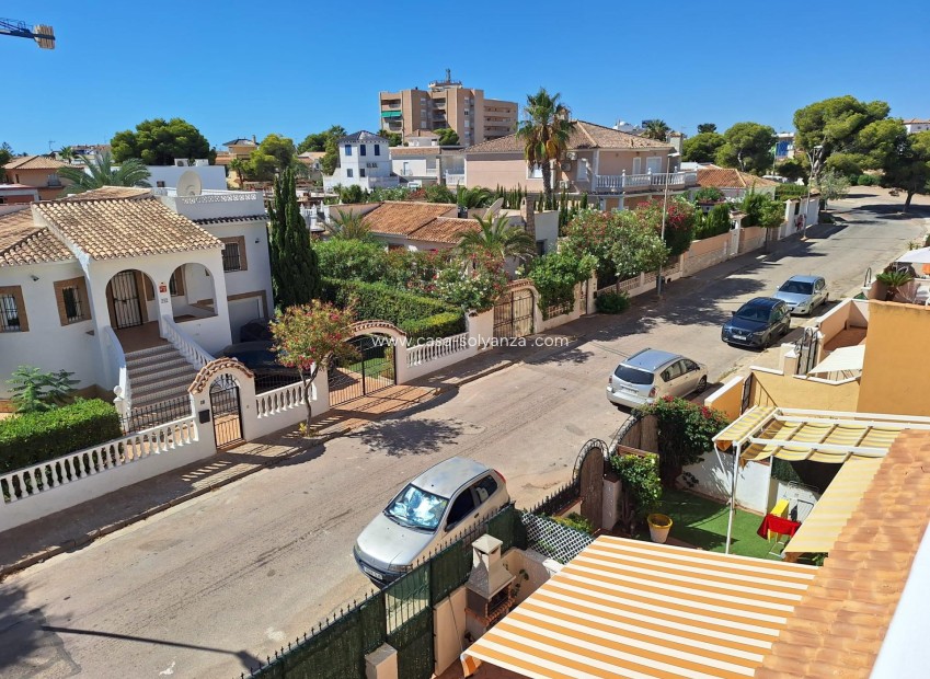 Wiederverkauf - Wohnung - Orihuela Costa - La Zenia