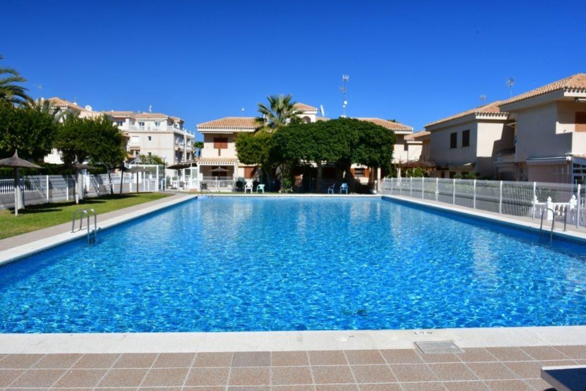 Wiederverkauf - Wohnung - Orihuela Costa - La Zenia