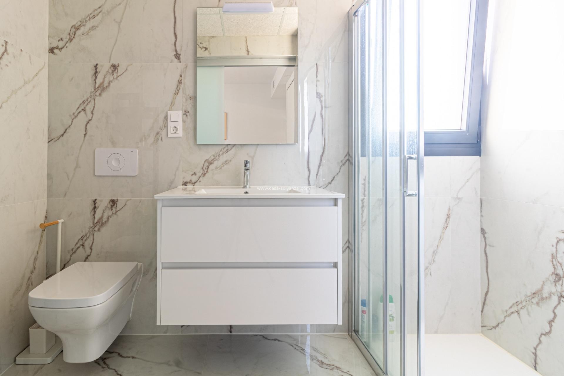 Wiederverkauf - Wohnung - Orihuela Costa - Los Almendros-La Florida