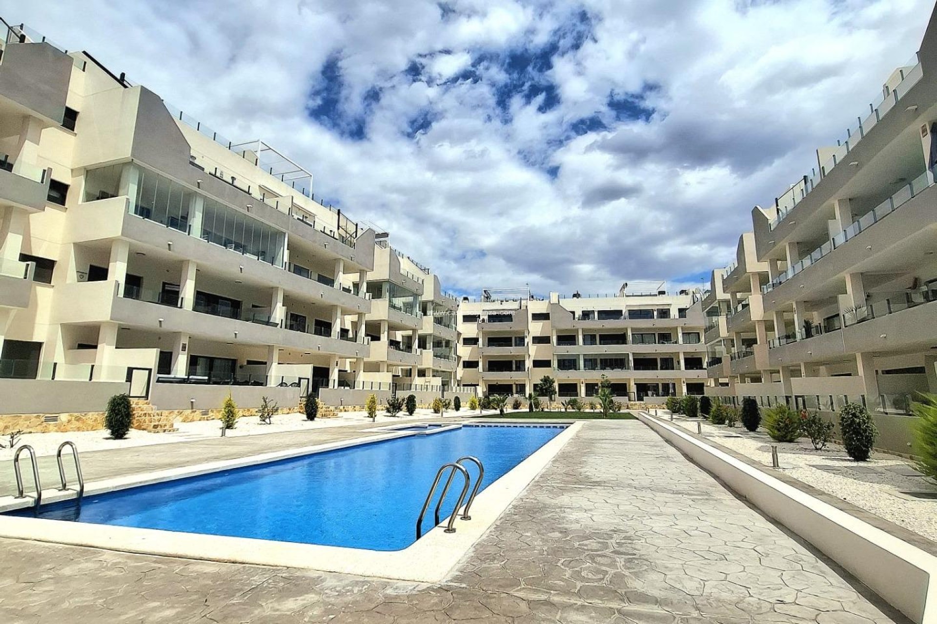 Wiederverkauf - Wohnung - Orihuela Costa - Villamartín