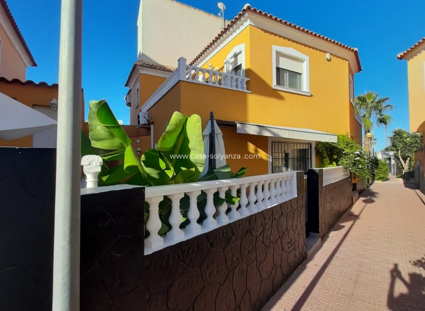 Wiederverkauf - Wohnung - Orihuela Costa