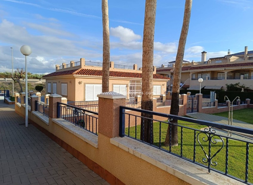 Wiederverkauf - Wohnung - Pilar de la Horadada - RioMar