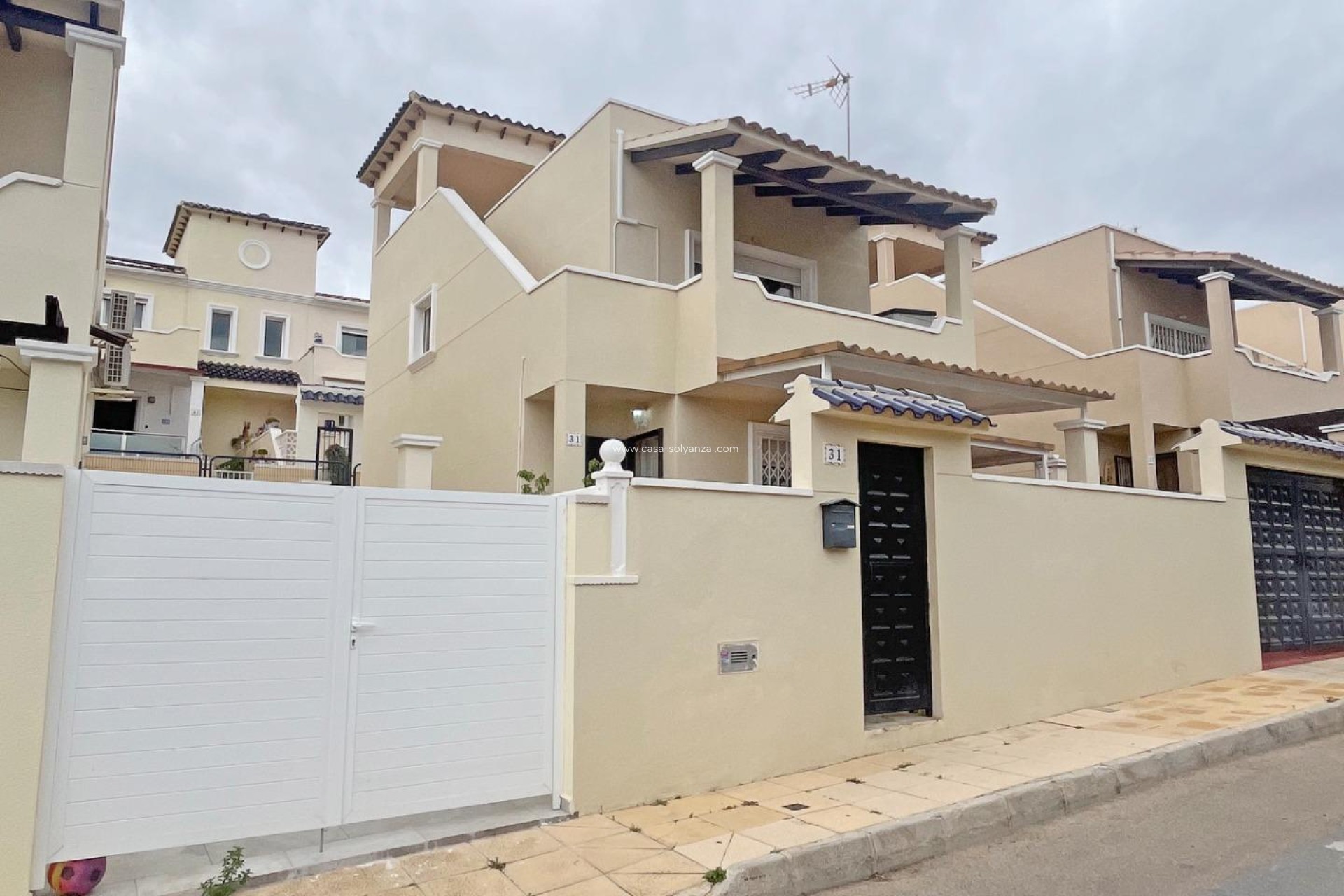 Wiederverkauf - Wohnung - San Miguel de Salinas - Las Filipinas