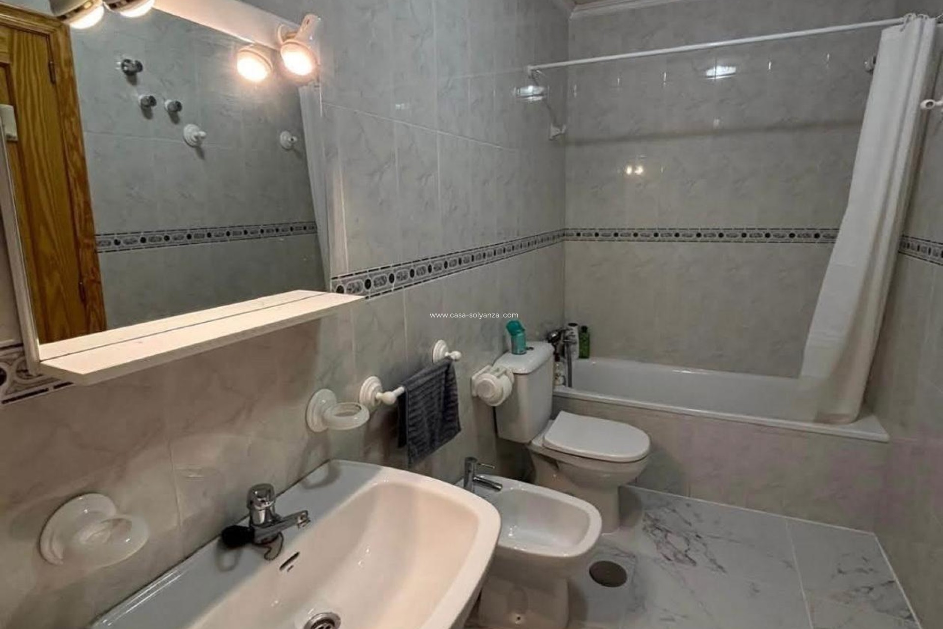 Wiederverkauf - Wohnung - Torrevieja - Acequion