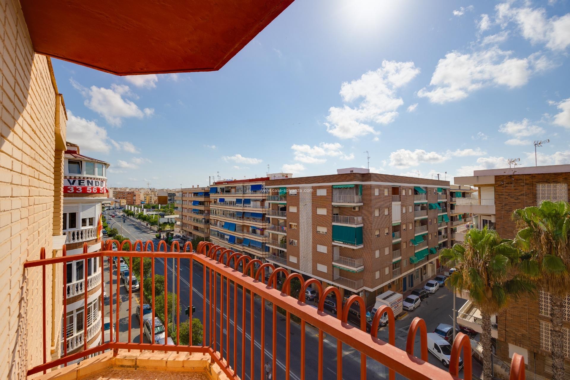 Wiederverkauf - Wohnung - Torrevieja - Acequion