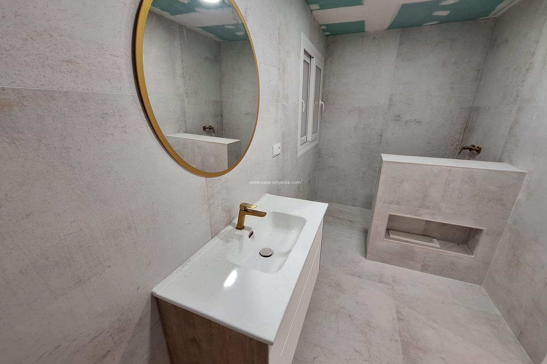 Wiederverkauf - Wohnung - Torrevieja - Acequion