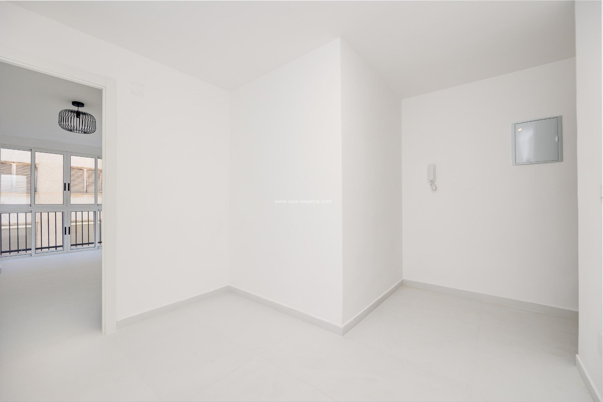 Wiederverkauf - Wohnung - Torrevieja - Acequion