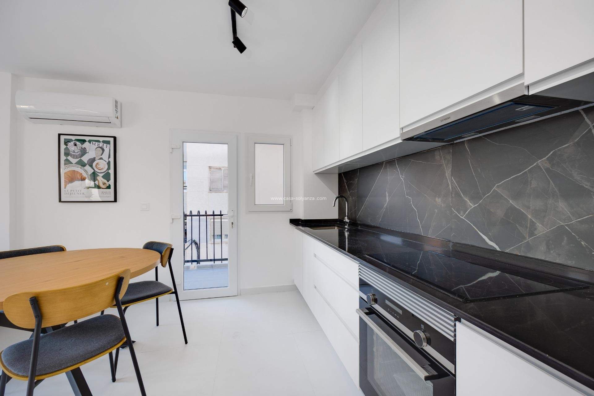 Wiederverkauf - Wohnung - Torrevieja - Acequion