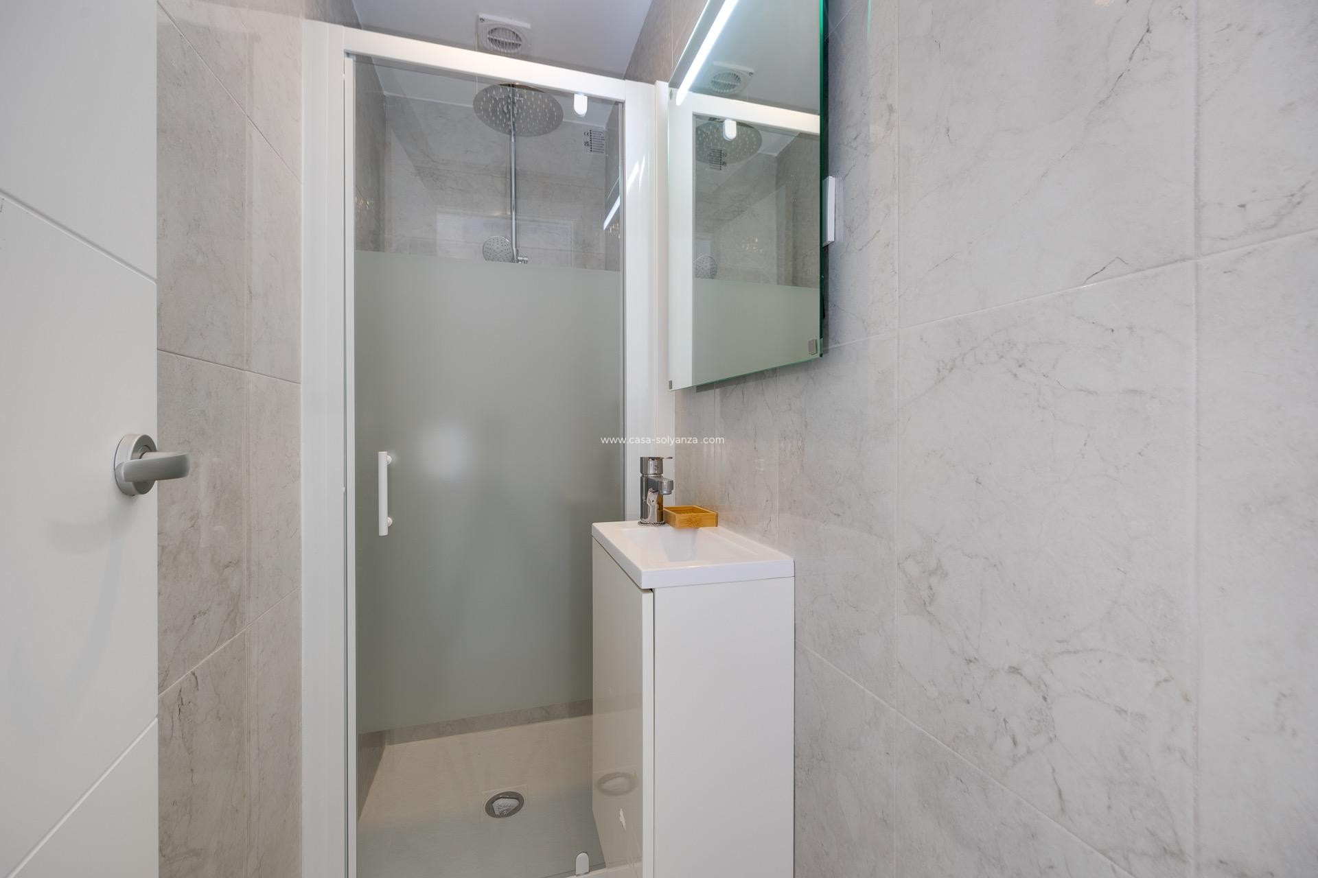 Wiederverkauf - Wohnung - Torrevieja - Acequion