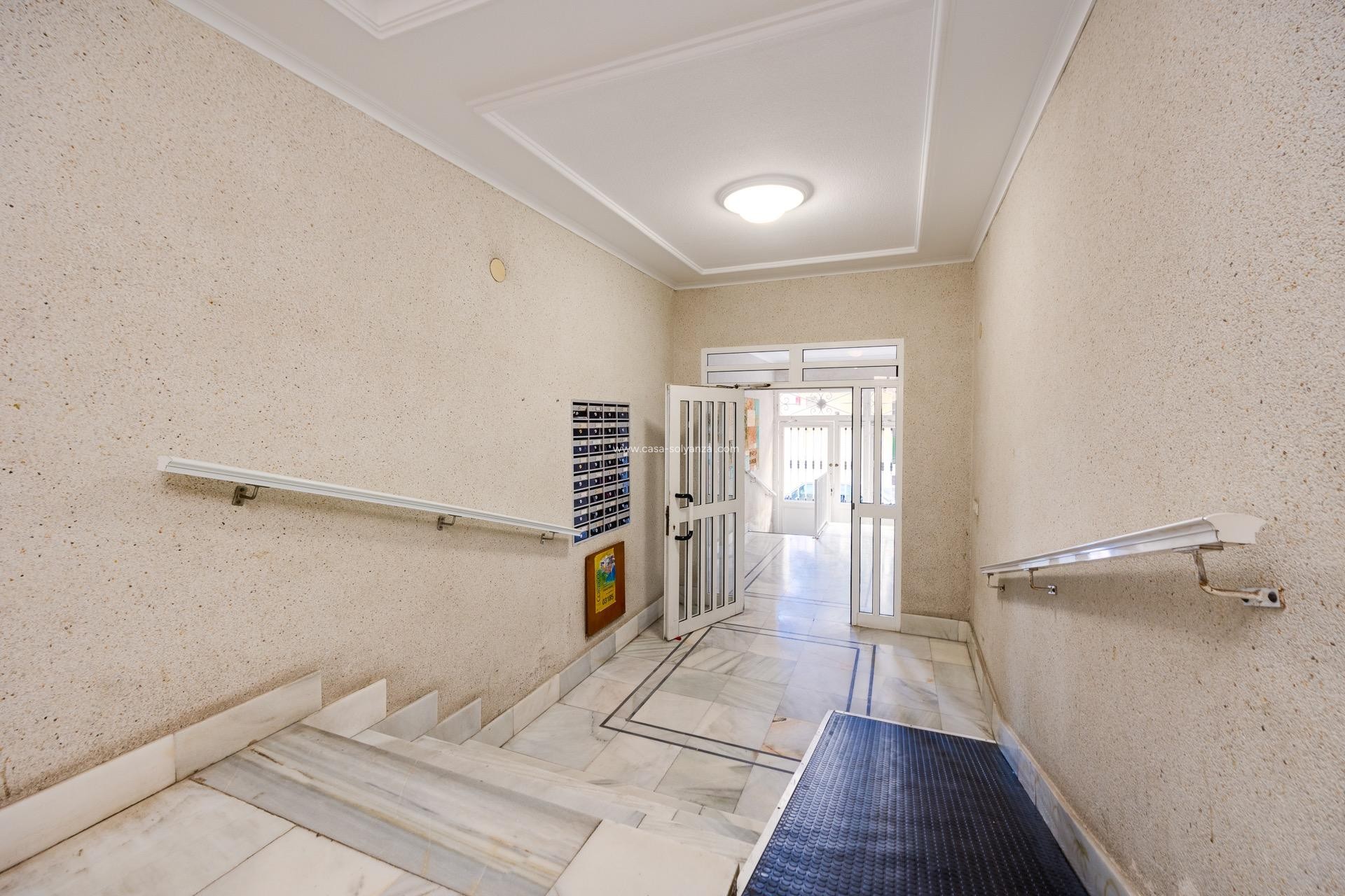 Wiederverkauf - Wohnung - Torrevieja - Acequion