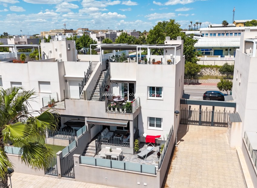 Wiederverkauf - Wohnung - Torrevieja - Aguas nuevas