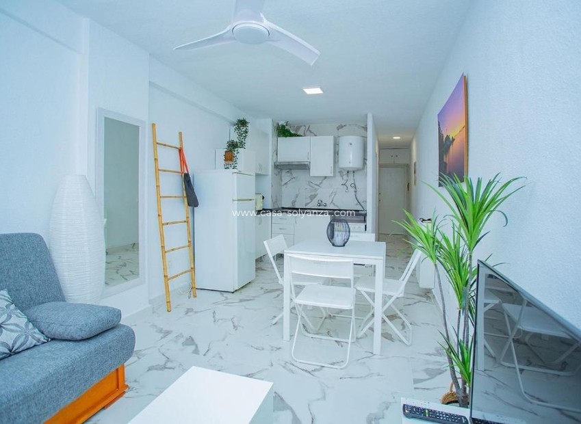 Wiederverkauf - Wohnung - Torrevieja - Cabo cervera