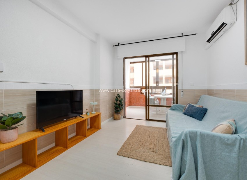 Wiederverkauf - Wohnung - Torrevieja - Cabo cervera