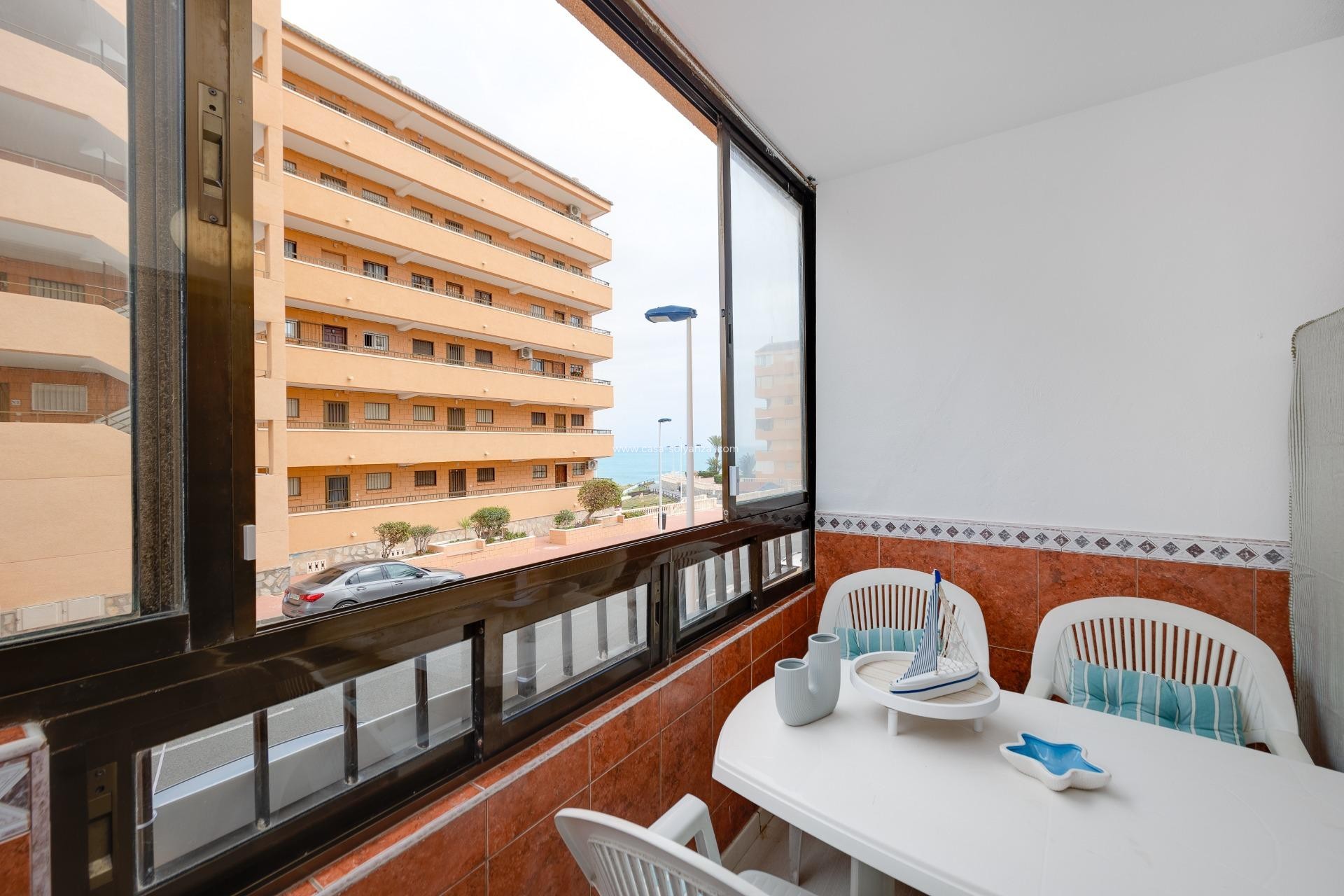 Wiederverkauf - Wohnung - Torrevieja - Cabo cervera