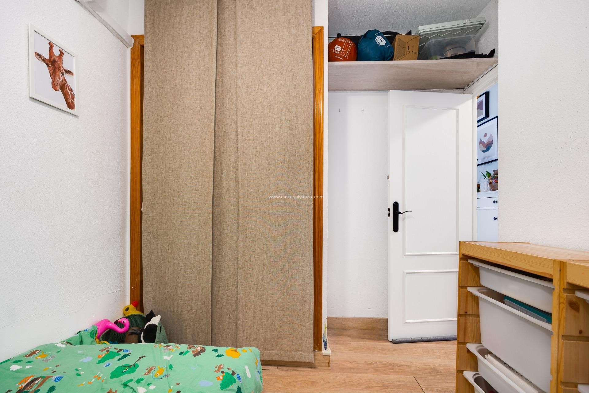 Wiederverkauf - Wohnung - Torrevieja - Calas Blanca