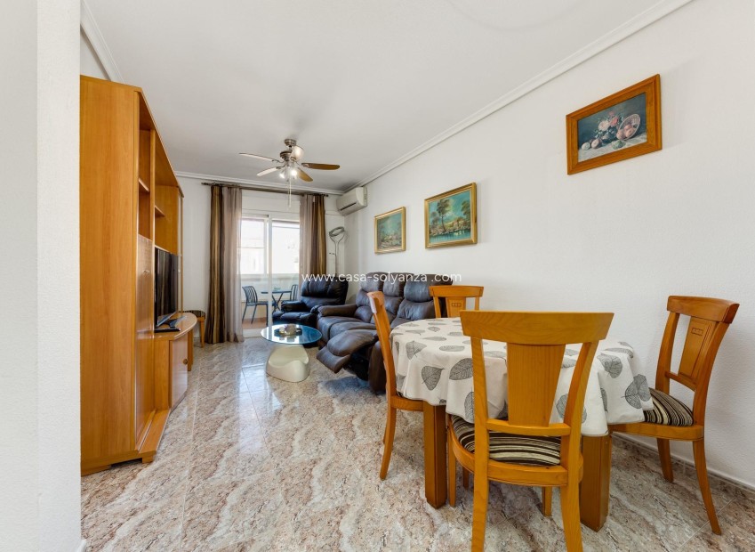 Wiederverkauf - Wohnung - Torrevieja - Center