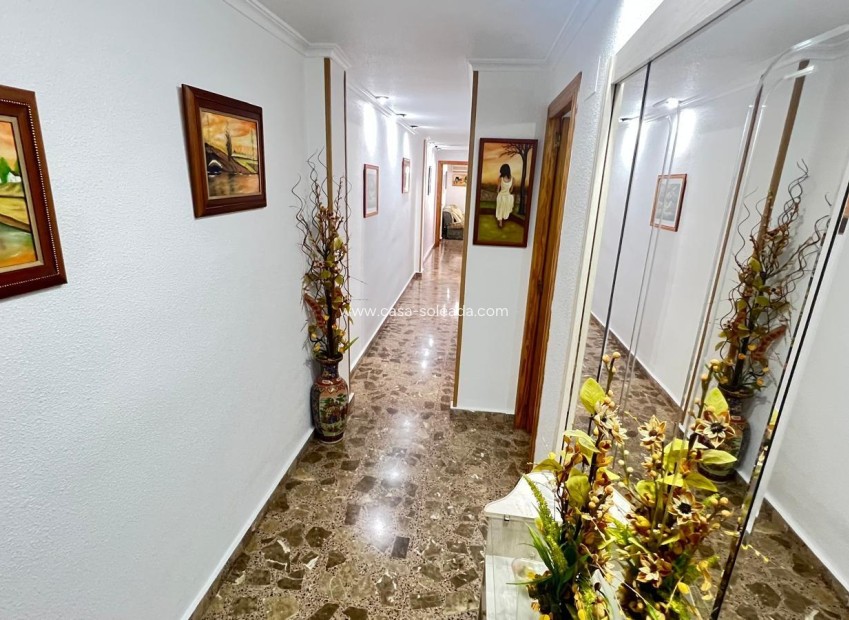Wiederverkauf - Wohnung - Torrevieja - Center