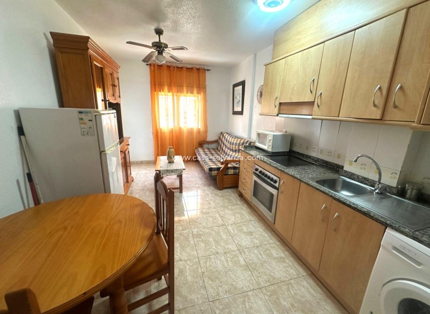 Wiederverkauf - Wohnung - Torrevieja - Center