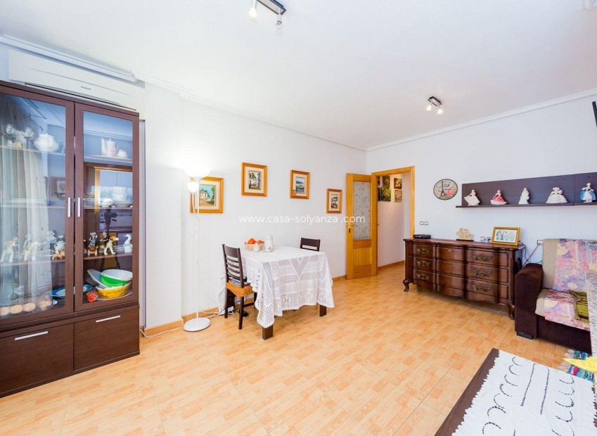 Wiederverkauf - Wohnung - Torrevieja - Center