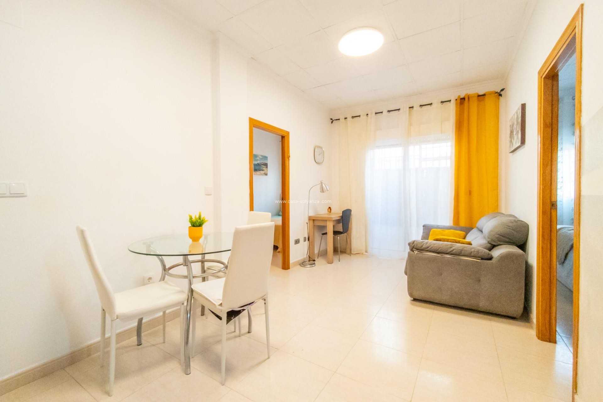 Wiederverkauf - Wohnung - Torrevieja - Center