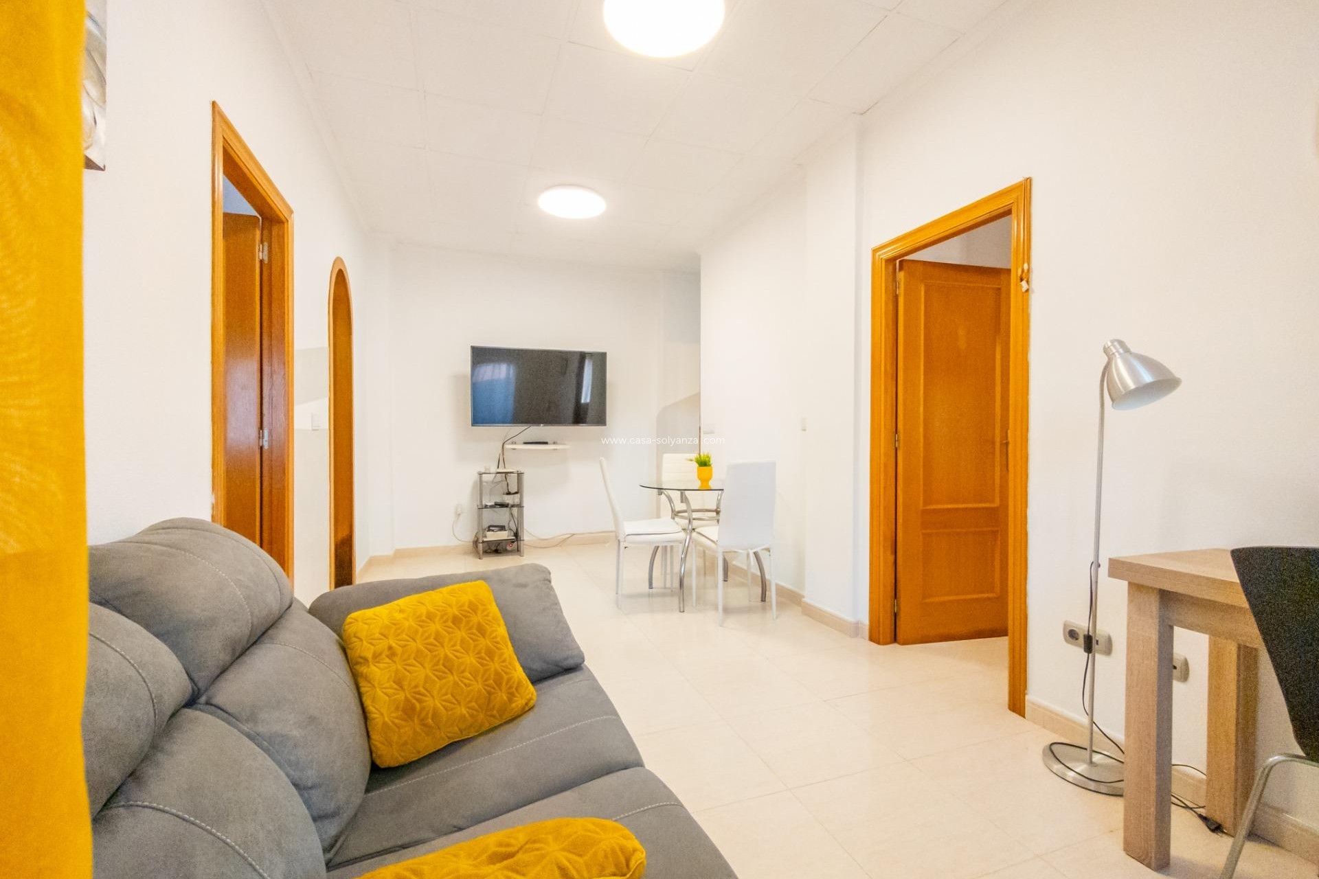Wiederverkauf - Wohnung - Torrevieja - Center