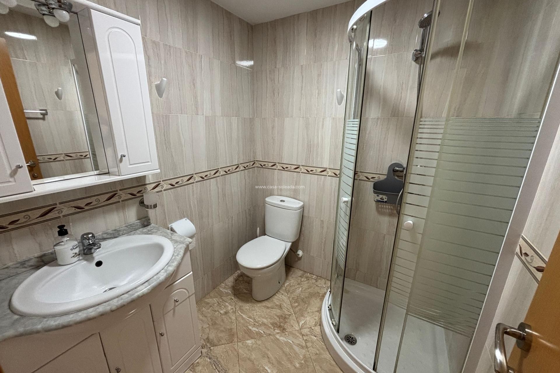 Wiederverkauf - Wohnung - Torrevieja - Center