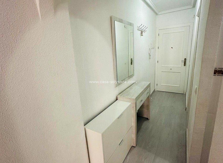 Wiederverkauf - Wohnung - Torrevieja - Center