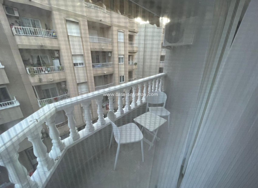 Wiederverkauf - Wohnung - Torrevieja - Center