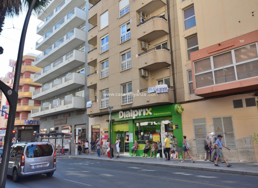 Wiederverkauf - Wohnung - Torrevieja - Center