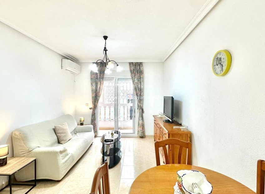 Wiederverkauf - Wohnung - Torrevieja - Center