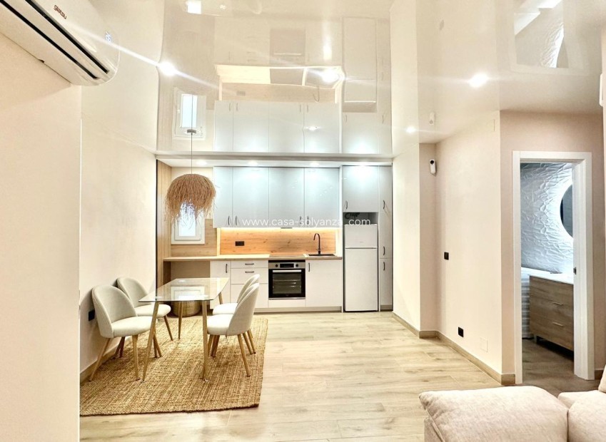 Wiederverkauf - Wohnung - Torrevieja - Center