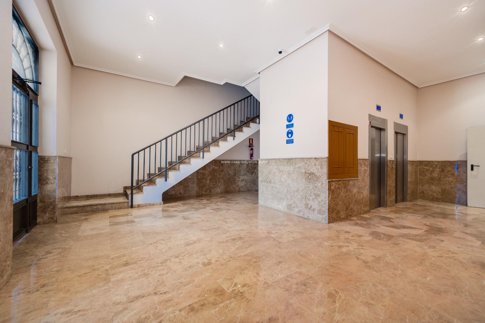 Wiederverkauf - Wohnung - Torrevieja - Center