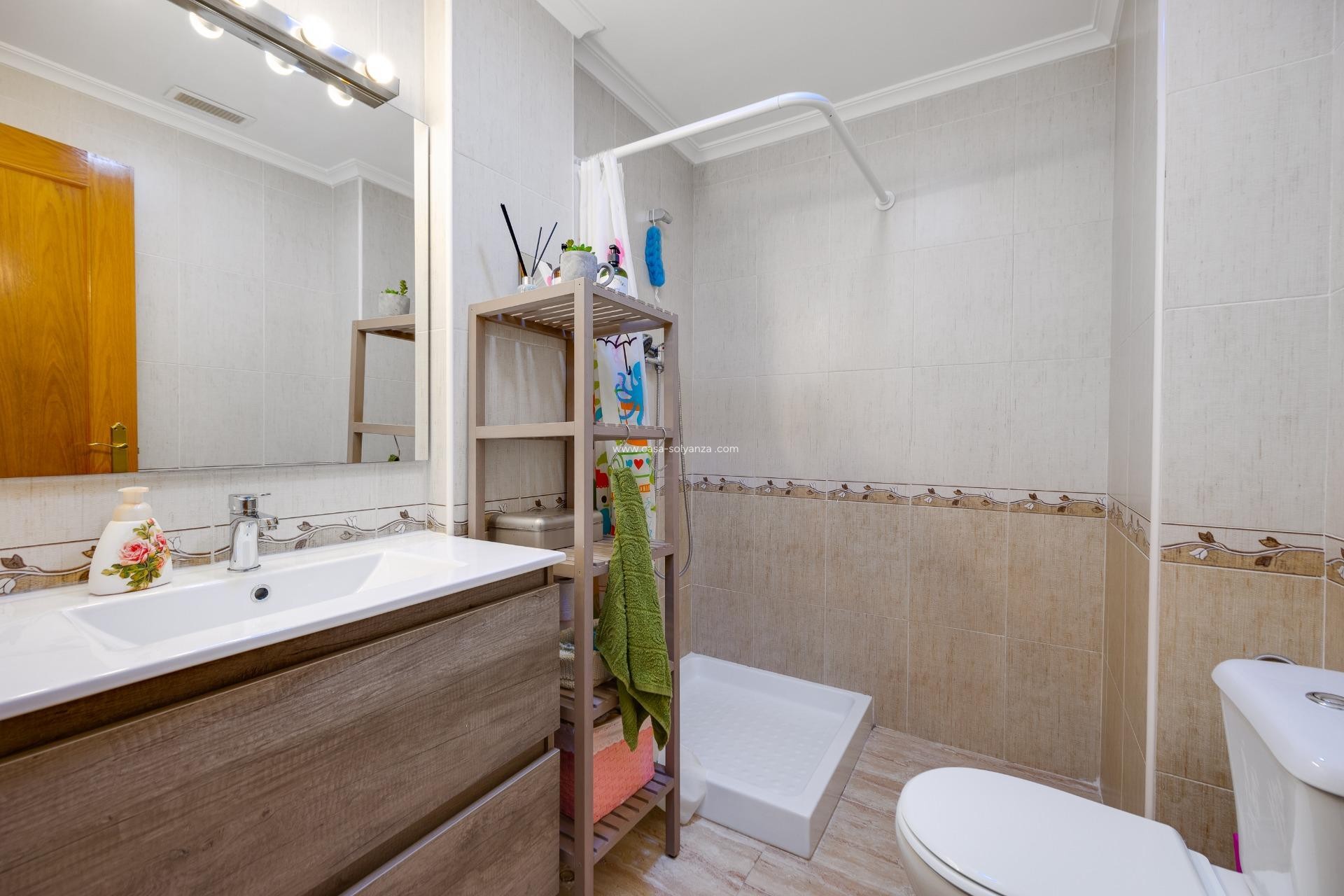 Wiederverkauf - Wohnung - Torrevieja - Center