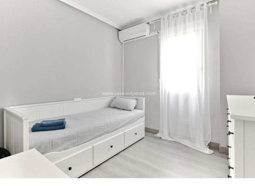Wiederverkauf - Wohnung - Torrevieja - Center